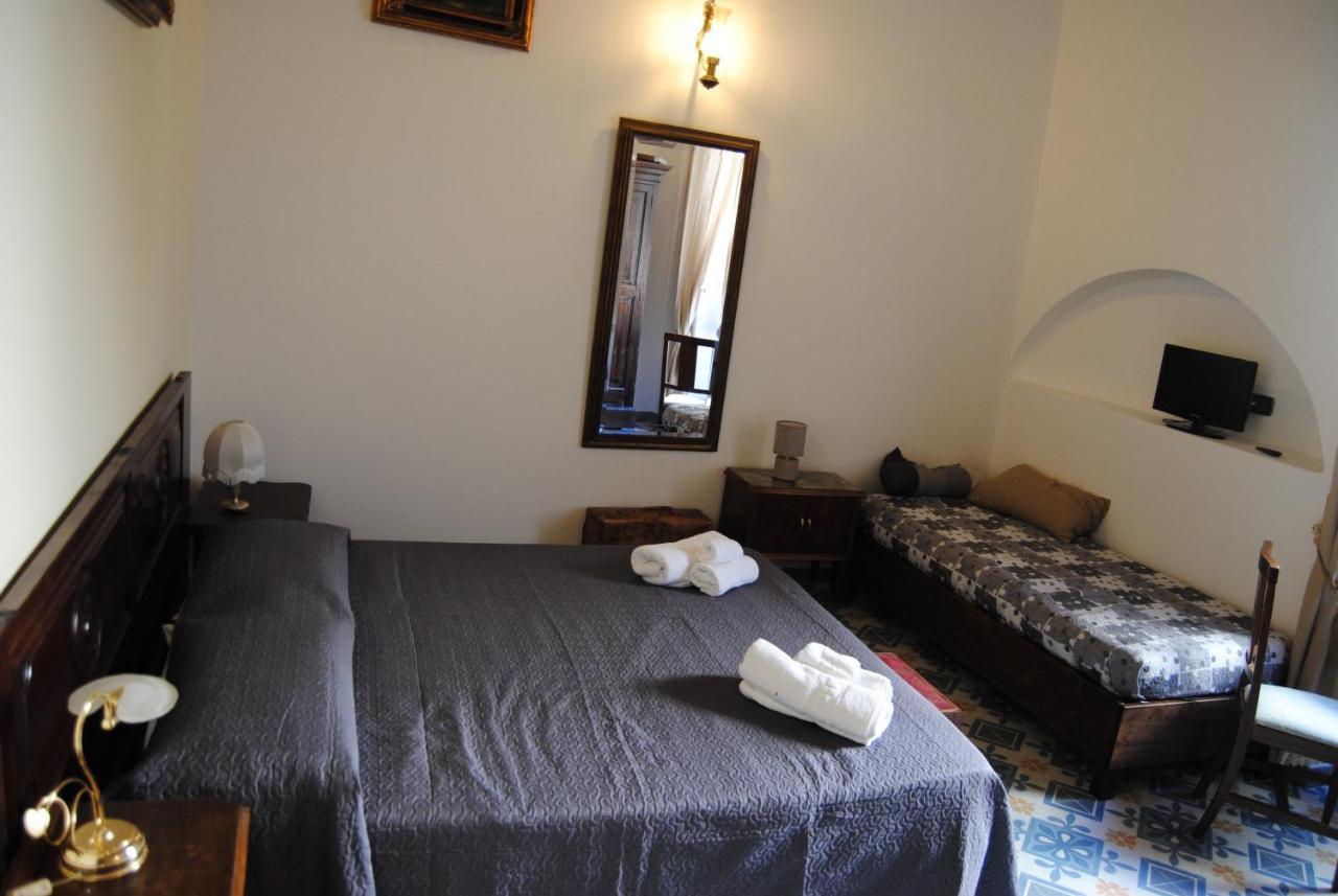 B & B Palazzo Maestro & Corte Maestro Rooms Gallipoli Pokój zdjęcie